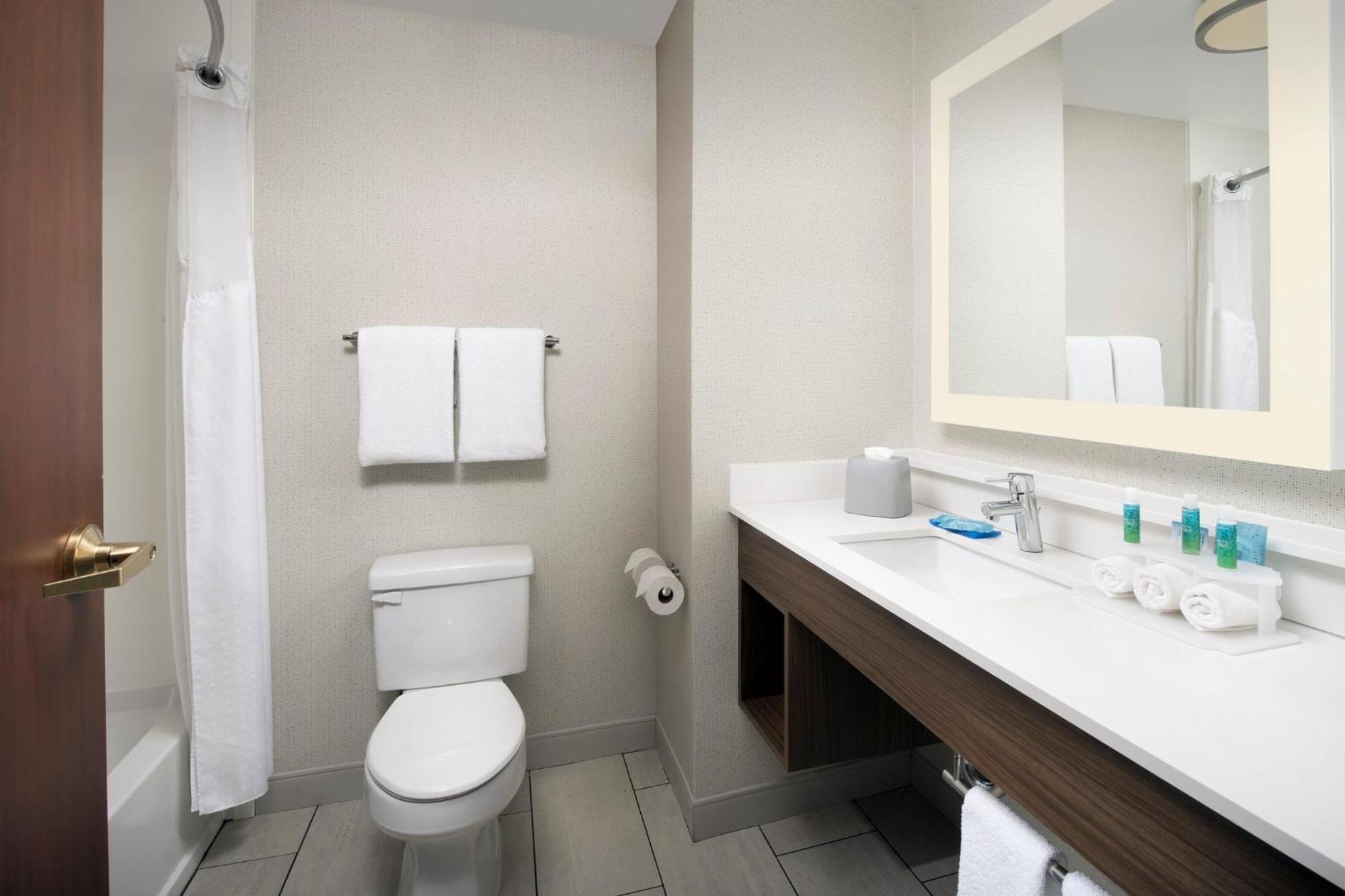 Holiday Inn Express Knoxville-Strawberry Plains By Ihg Esterno foto
