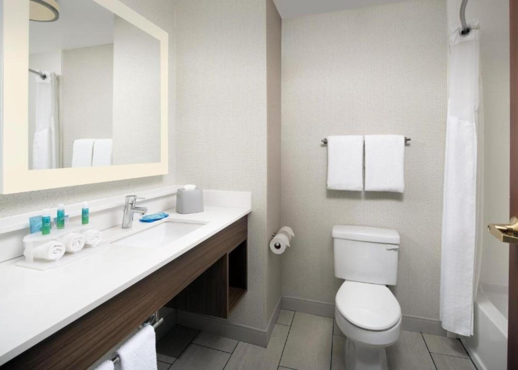 Holiday Inn Express Knoxville-Strawberry Plains By Ihg Esterno foto