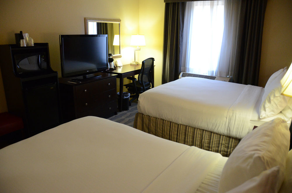 Holiday Inn Express Knoxville-Strawberry Plains By Ihg Esterno foto